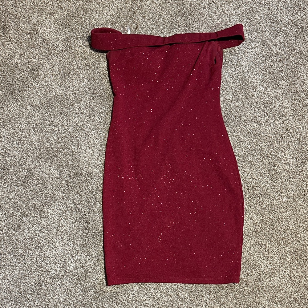 Elegant Burgundy Off-Shoulder Dress